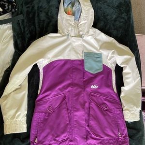 Nike ski jacket size small